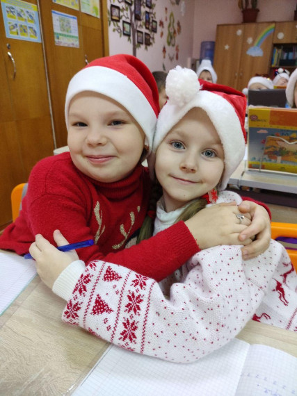 День новогоднего свитера.