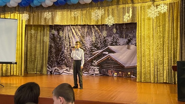 II Гимназический фестиваль новогодних мини-спектаклей «Золотой ключик» 7 классы.