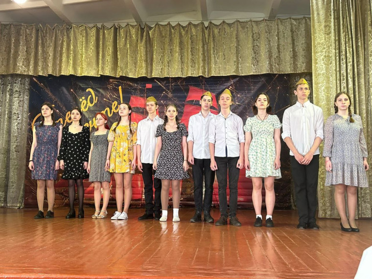 В МБОУ «ЦО - гимназия № 1» прошли мероприятия, посвященные 78-ой годовщине со дня Победы в Великой Отечественной войне.